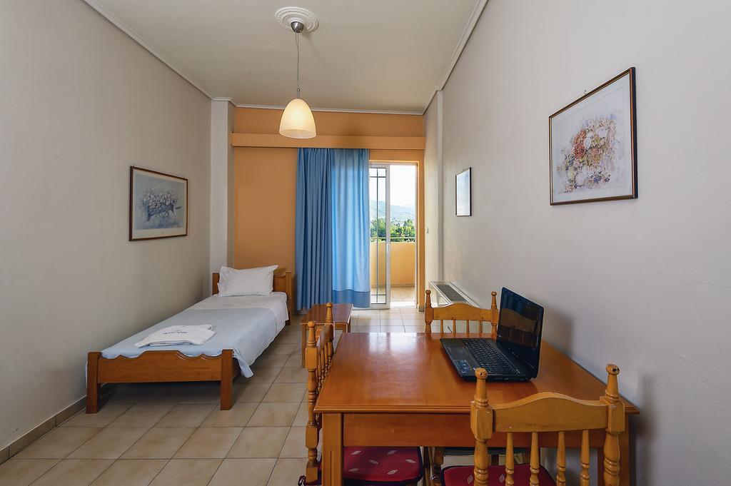 Hotel Fotini Kalamata Pokoj fotografie